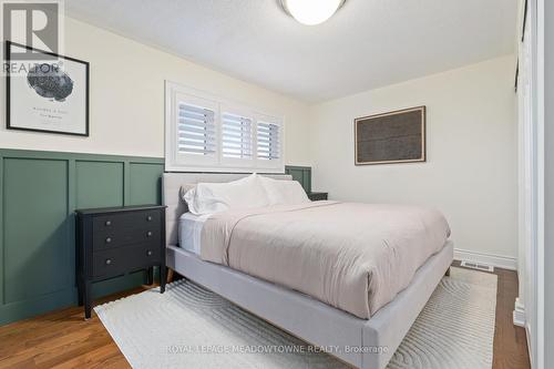 92 Smith Drive, Halton Hills, ON - Indoor Photo Showing Bedroom