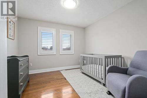 92 Smith Drive, Halton Hills, ON - Indoor Photo Showing Bedroom