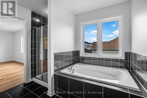 235 Huntsville Drive, Ottawa, ON - Indoor Photo Showing Bathroom