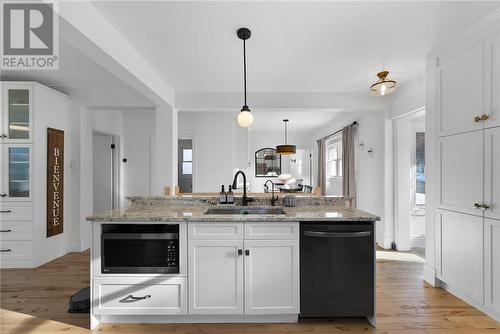 2576 Crown Ridge Road, Sudbury, ON - Indoor Photo Showing Kitchen With Double Sink