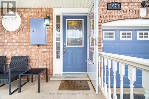 1671 Stover Crescent, Milton, ON - Outdoor