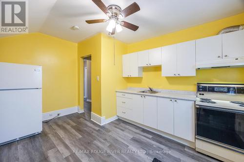 309 Centre Street S, Oshawa (Central), ON - Indoor Photo Showing Kitchen