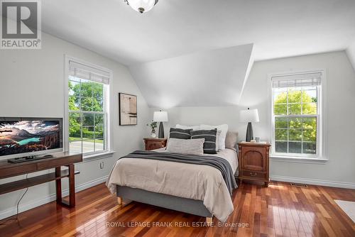 99 Brock Street E, Uxbridge, ON - Indoor Photo Showing Bedroom