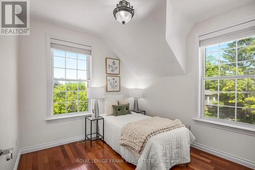 99 Brock Street E, Uxbridge, ON - Indoor Photo Showing Bedroom