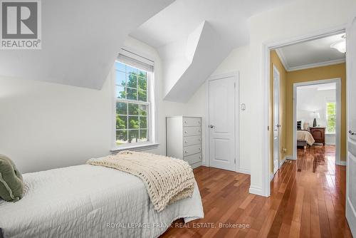 99 Brock Street E, Uxbridge, ON - Indoor Photo Showing Bedroom