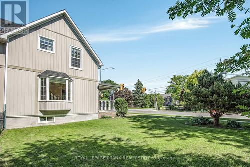 99 Brock Street E, Uxbridge, ON - Outdoor