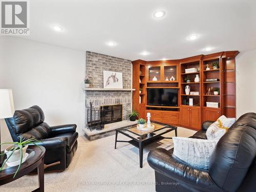 18 Mowatt Court, Markham, ON - Indoor Photo Showing Living Room With Fireplace