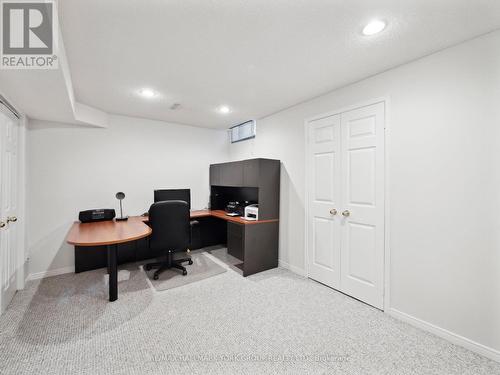 18 Mowatt Court, Markham, ON - Indoor Photo Showing Other Room