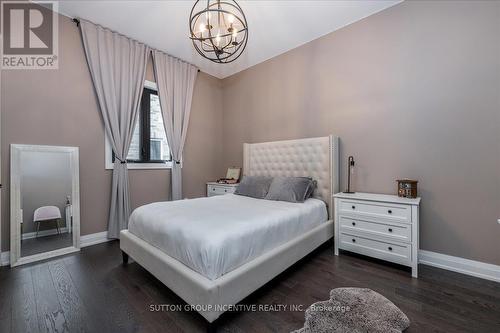 71 Muirfield Drive, Barrie, ON - Indoor Photo Showing Bedroom