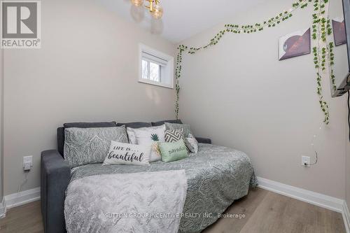 71 Muirfield Drive, Barrie, ON - Indoor Photo Showing Bedroom