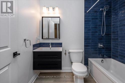 71 Muirfield Drive, Barrie, ON - Indoor Photo Showing Bathroom