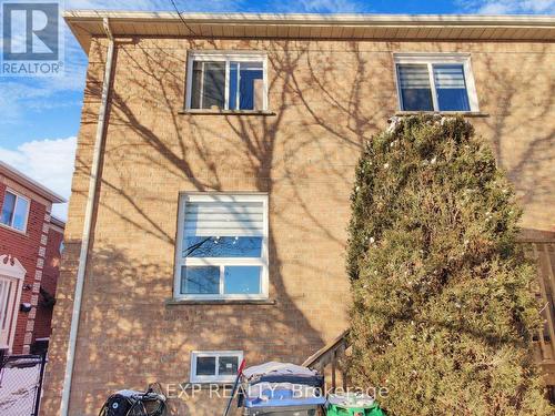 8 - 117 Millstone Drive, Brampton, ON - Outdoor