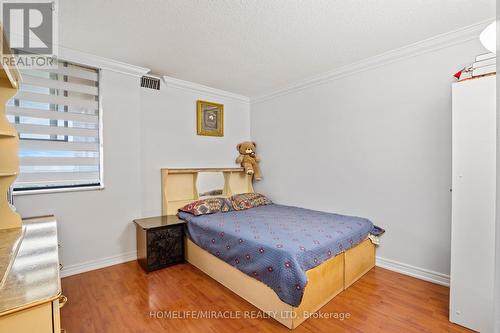 1112 - 4 Lisa Street, Brampton, ON - Indoor Photo Showing Bedroom