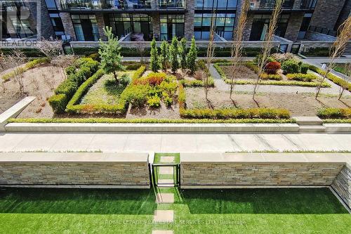 135 - 1575 Lakeshore Road W, Mississauga, ON - Outdoor With Balcony