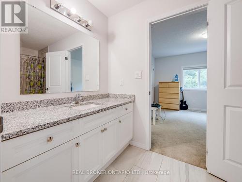 326 Moorland Crescent, Kitchener, ON - Indoor Photo Showing Bathroom