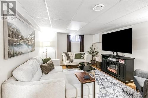 431 Arnold Street, Sudbury, ON - Indoor Photo Showing Living Room With Fireplace