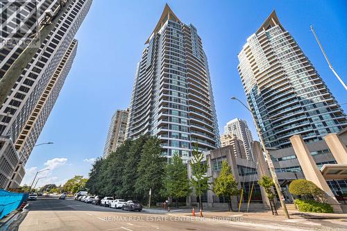 105 - 33 Elm Drive W, Mississauga, ON - Outdoor With Facade