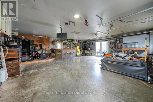 3811 Highway 59, Norfolk, ON - Indoor Photo Showing Garage