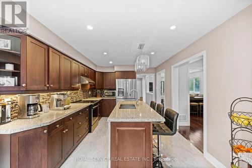 49 Farncomb Crescent, Clarington (Bowmanville), ON - Indoor Photo Showing Kitchen