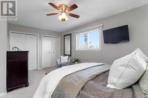 203 Lichen Crescent, Oshawa (Mclaughlin), ON - Indoor Photo Showing Bedroom