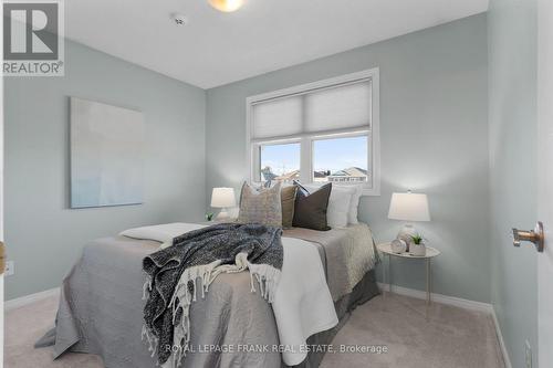 203 Lichen Crescent, Oshawa (Mclaughlin), ON - Indoor Photo Showing Bedroom