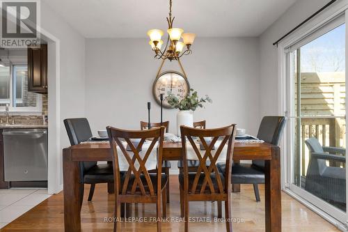 203 Lichen Crescent, Oshawa (Mclaughlin), ON - Indoor Photo Showing Dining Room