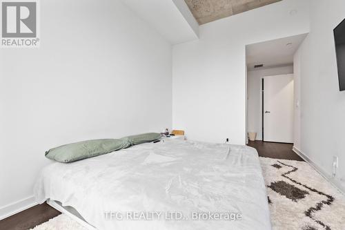 810 - 2720 Dundas Street W, Toronto (Junction Area), ON - Indoor Photo Showing Bedroom