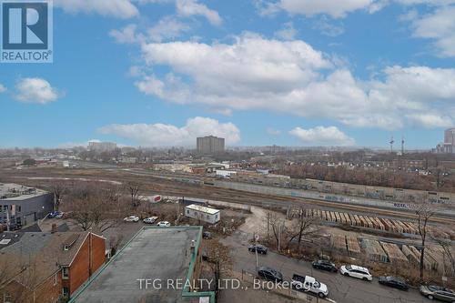 810 - 2720 Dundas Street W, Toronto (Junction Area), ON - Outdoor With View