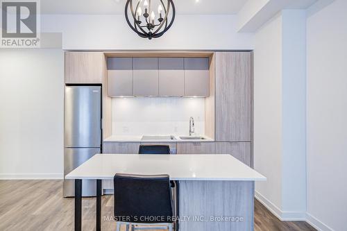 318 - 35 Tubman Avenue, Toronto, ON - Indoor Photo Showing Kitchen With Upgraded Kitchen