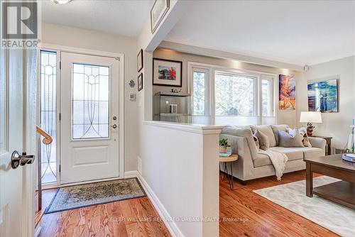 284 Burnett Avenue, Toronto, ON - Indoor