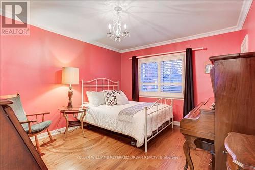 284 Burnett Avenue, Toronto, ON - Indoor Photo Showing Bedroom