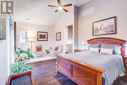 284 Burnett Avenue, Toronto, ON - Indoor Photo Showing Bedroom