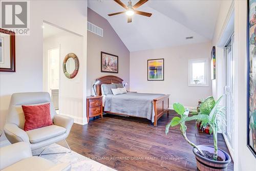 284 Burnett Avenue, Toronto, ON - Indoor Photo Showing Bedroom