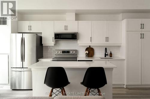 717 - 333 Adelaide Street, Toronto, ON - Indoor Photo Showing Kitchen With Stainless Steel Kitchen With Upgraded Kitchen