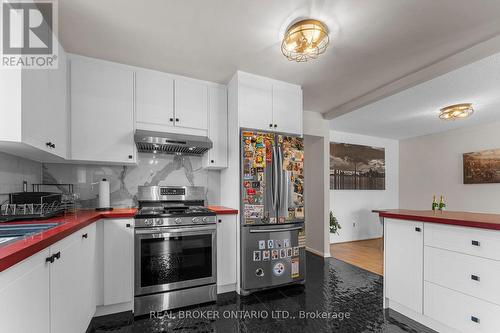 42 Blackwater Crescent, Toronto, ON - Indoor Photo Showing Kitchen