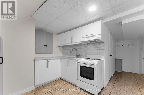 42 Blackwater Crescent, Toronto, ON - Indoor Photo Showing Kitchen