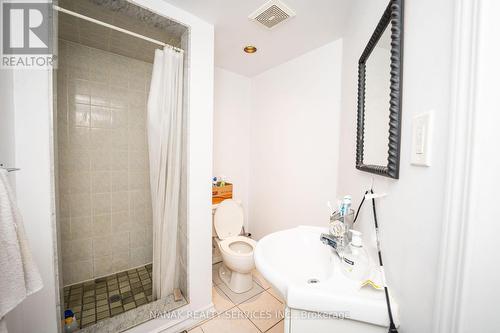 133 Murray St Street E, Brampton, ON - Indoor Photo Showing Bathroom