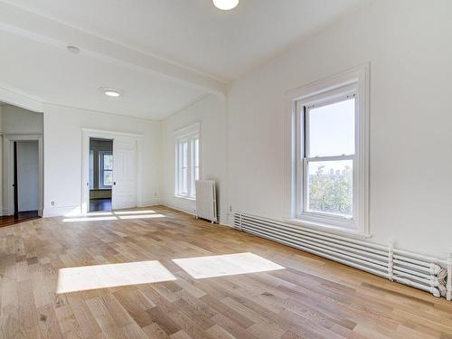 Living room - 50  - 52 Av. Columbia, Westmount, QC - Indoor Photo Showing Other Room