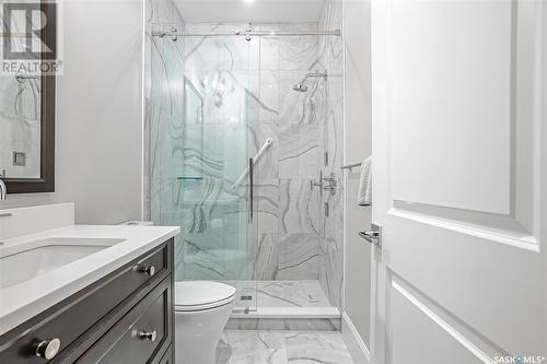 206 404 Cartwright Street, Saskatoon, SK - Indoor Photo Showing Bathroom