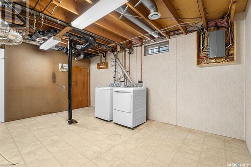 814 Marr Avenue, Saskatoon, SK - Indoor Photo Showing Laundry Room