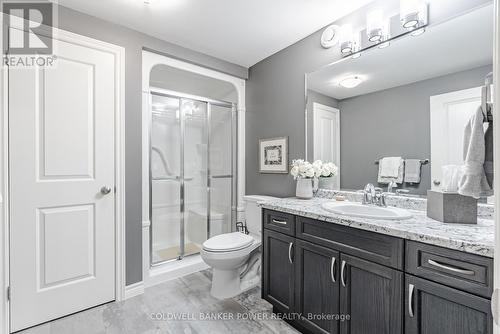 55 - 2250 Buroak Drive, London, ON - Indoor Photo Showing Bathroom