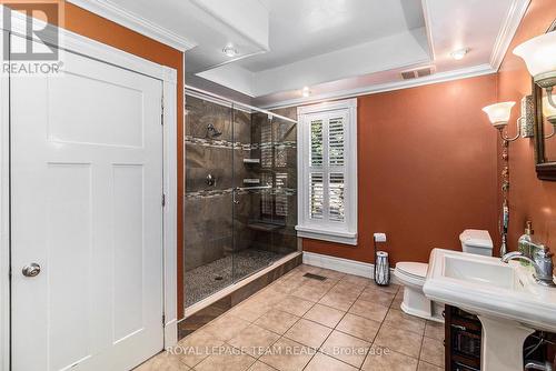 472 Fred Street, North Dundas, ON - Indoor Photo Showing Bathroom