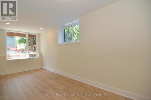 183 Columbus Avenue, Ottawa, ON - Indoor Photo Showing Other Room