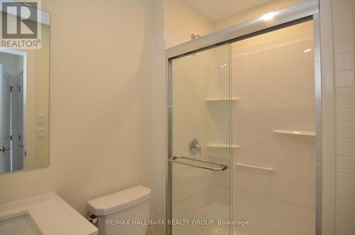 183 Columbus Avenue, Ottawa, ON - Indoor Photo Showing Bathroom