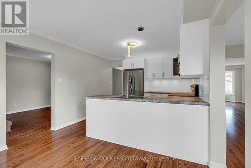 2177 Lenester Avenue, Ottawa, ON - Indoor Photo Showing Kitchen With Double Sink