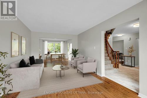 2177 Lenester Avenue, Ottawa, ON - Indoor Photo Showing Living Room