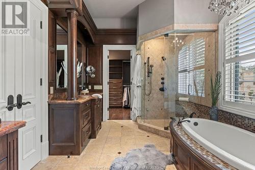 450 Seacliff Drive West, Leamington, ON - Indoor Photo Showing Bathroom