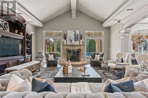 450 Seacliff Drive West, Leamington, ON - Indoor Photo Showing Living Room With Fireplace