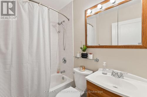 217 Linwood Street, London, ON - Indoor Photo Showing Bathroom