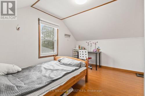 217 Linwood Street, London, ON - Indoor Photo Showing Bedroom